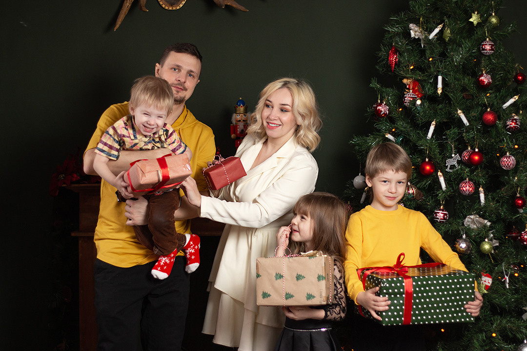 Семейная фотосессия Надежды, Павла и их четверых детей. Svetlana Vidru Fotograf aus Speyer und Germersheim