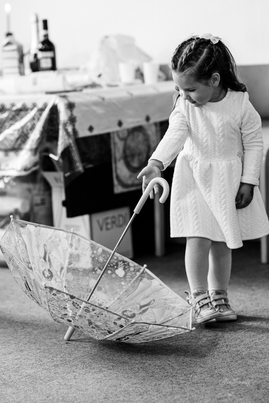 Botez autentic romanesc fotografiat la biserica din Agerbæk Danemarca. AlexEvents Fotograf / Videograf de evenimente Danemarca DK Horsens, Arhus, Odense, Vejle.Nunta, botez, foto-studio