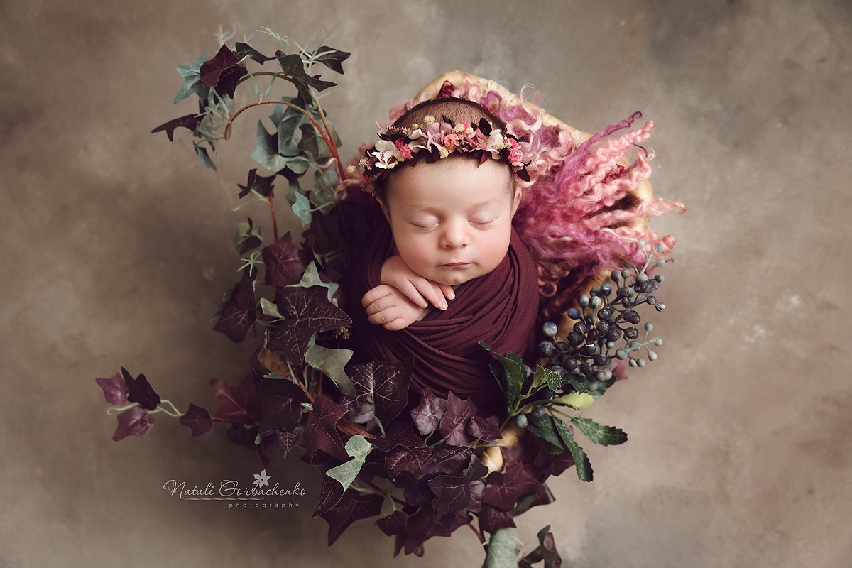 Новонароджені малюки. Дитячий, сімейний, а також newborn фотограф і викладач у Києві Наталія