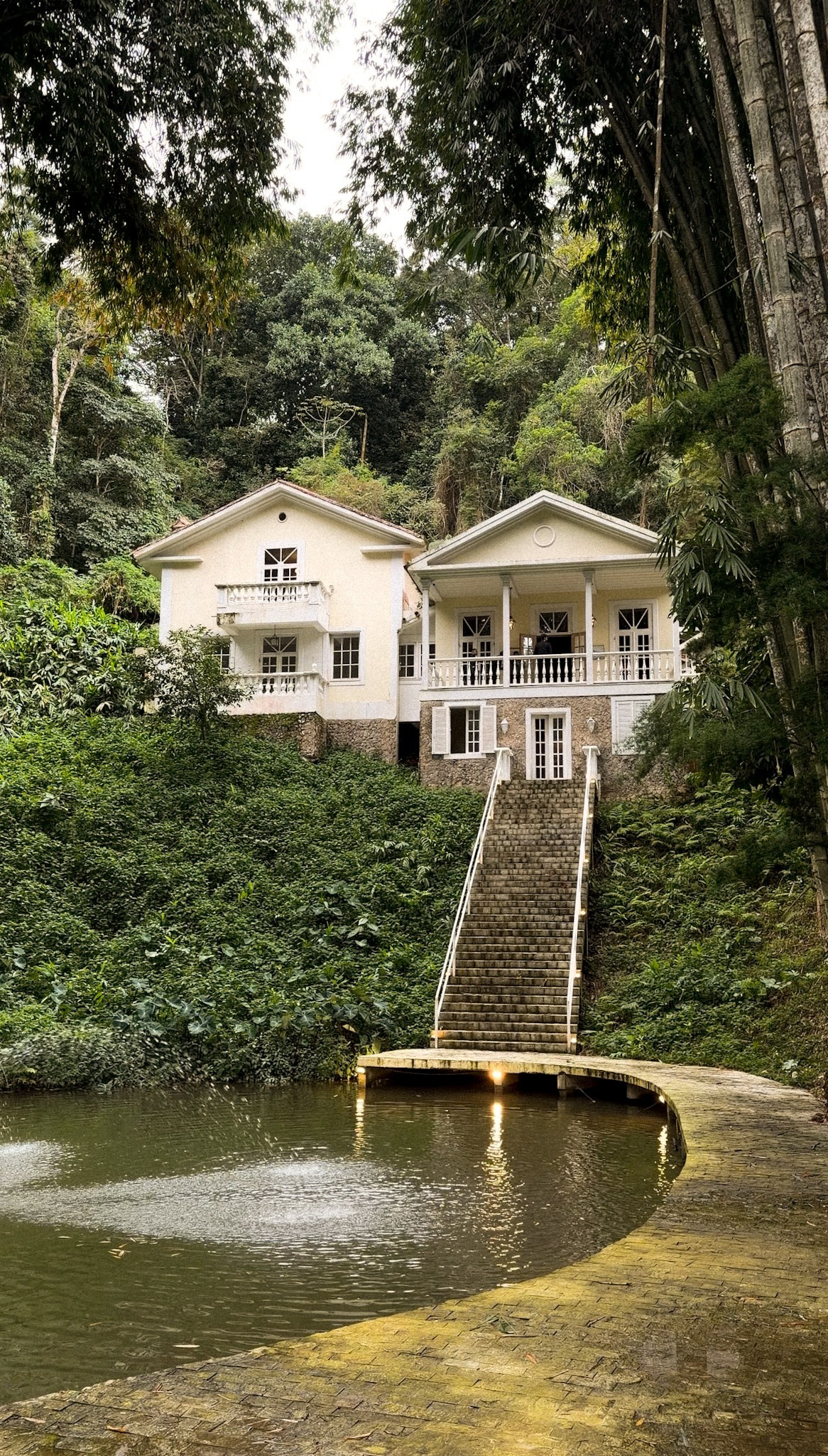 Casamento da Ilana e do Breno no Château do Lago
