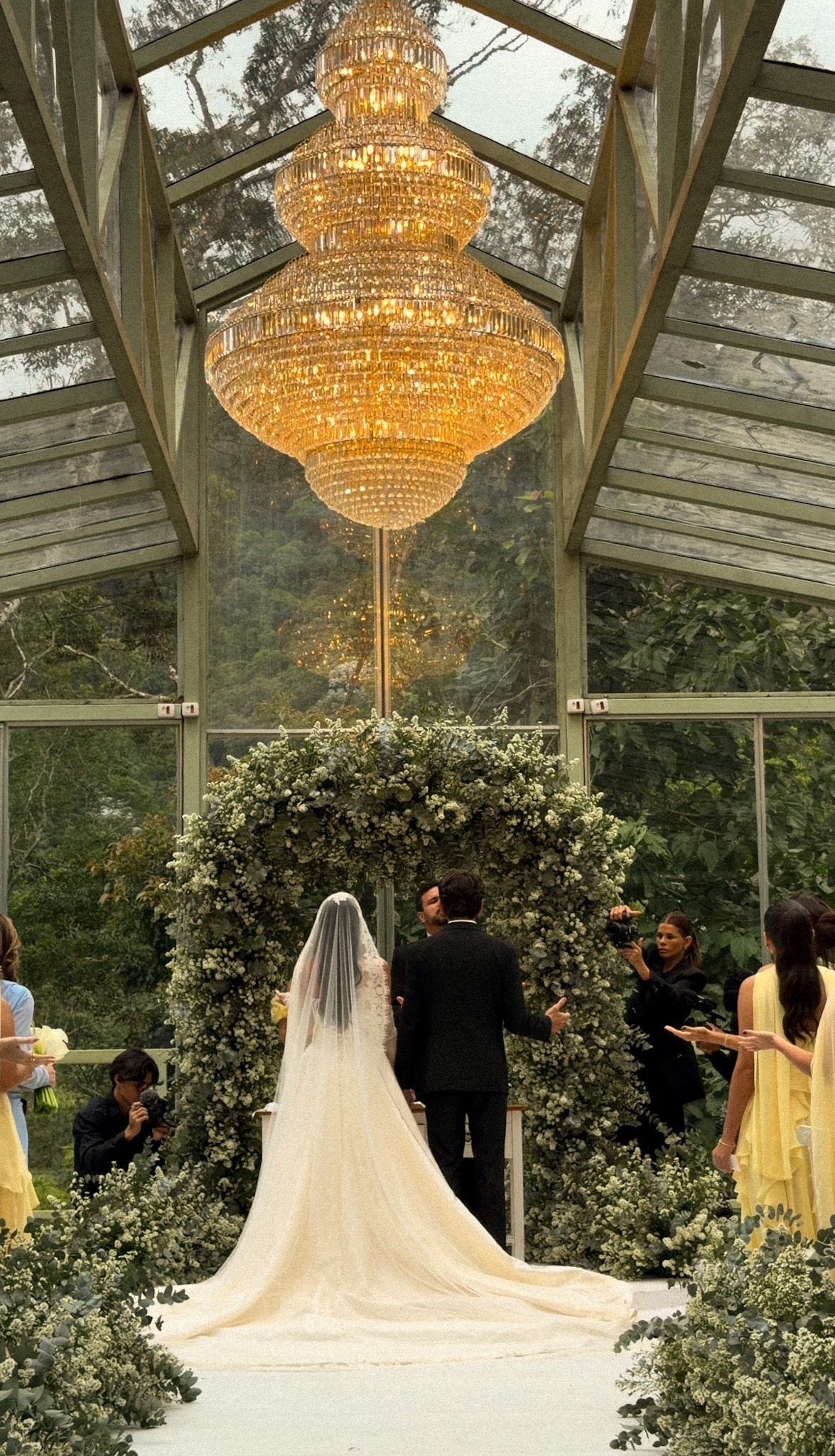 Casamento da Ilana e do Breno no Château do Lago