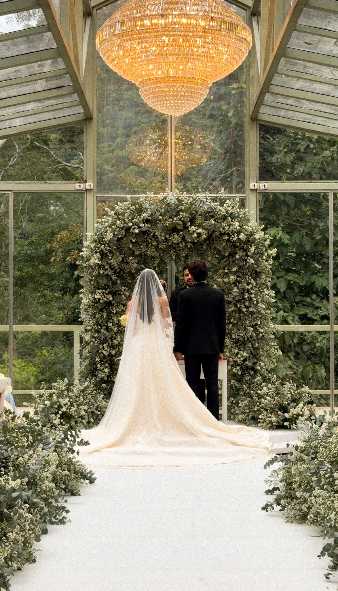 Casamento da Ilana e do Breno no Château do Lago