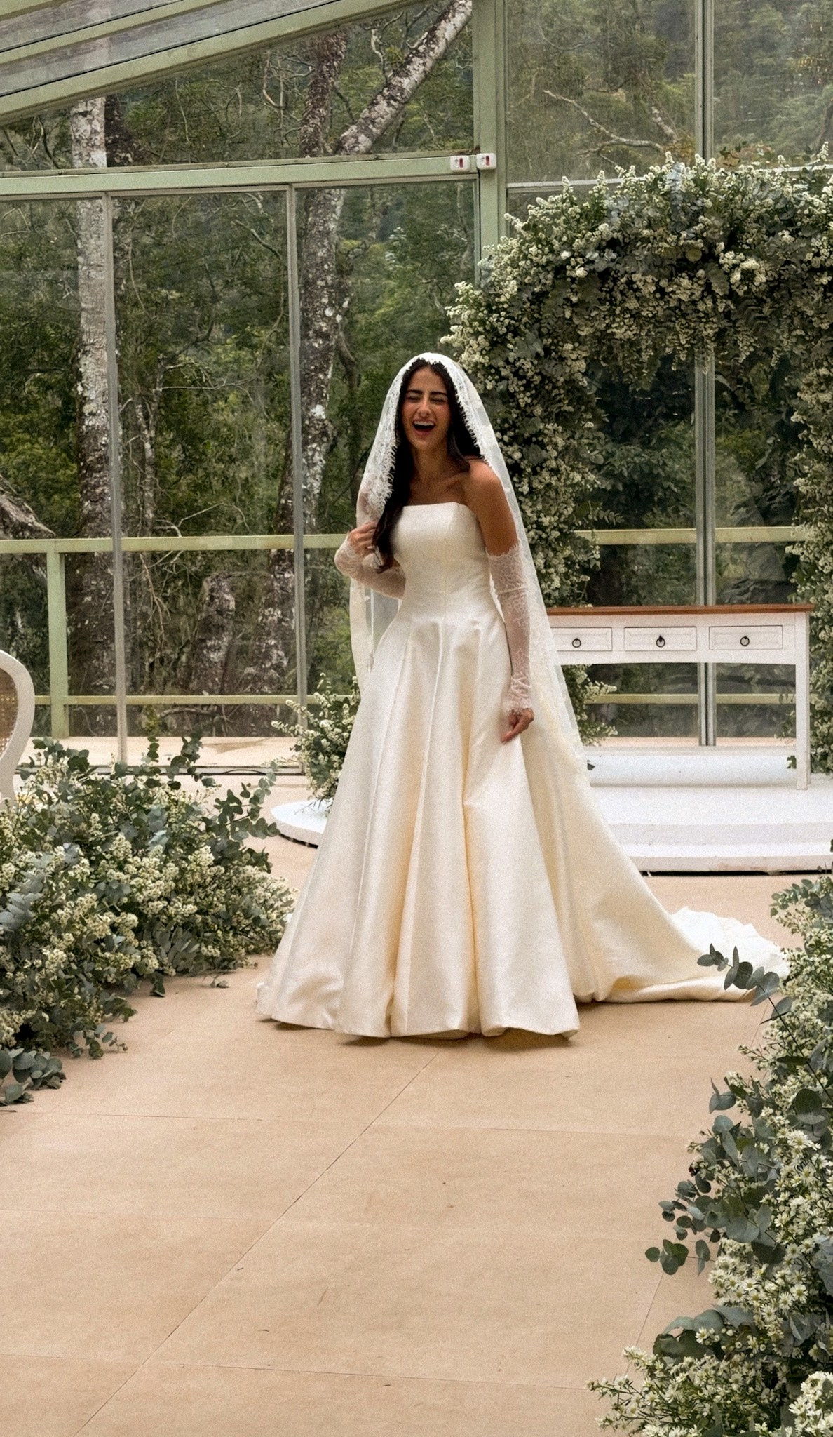 Casamento da Ilana e do Breno no Château do Lago