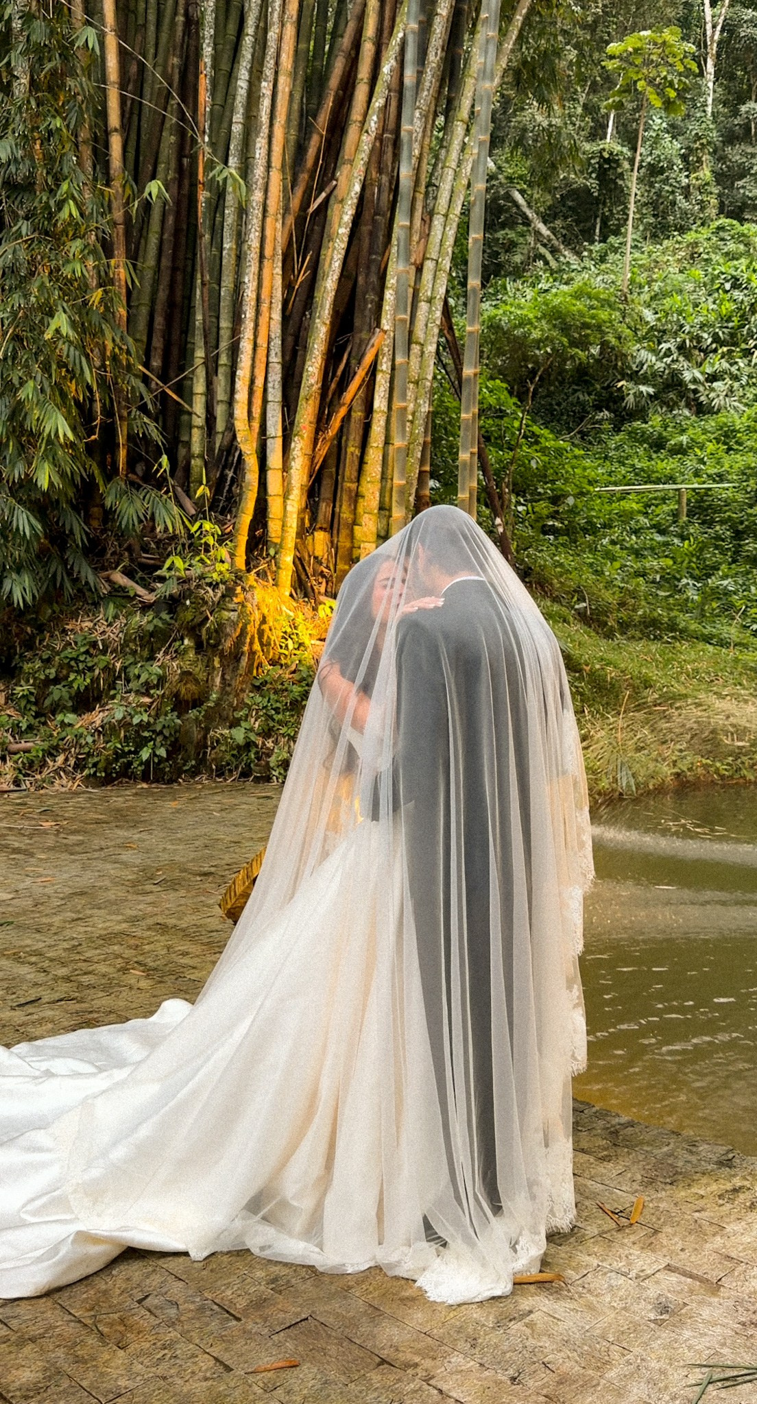 Casamento da Ilana e do Breno no Château do Lago
