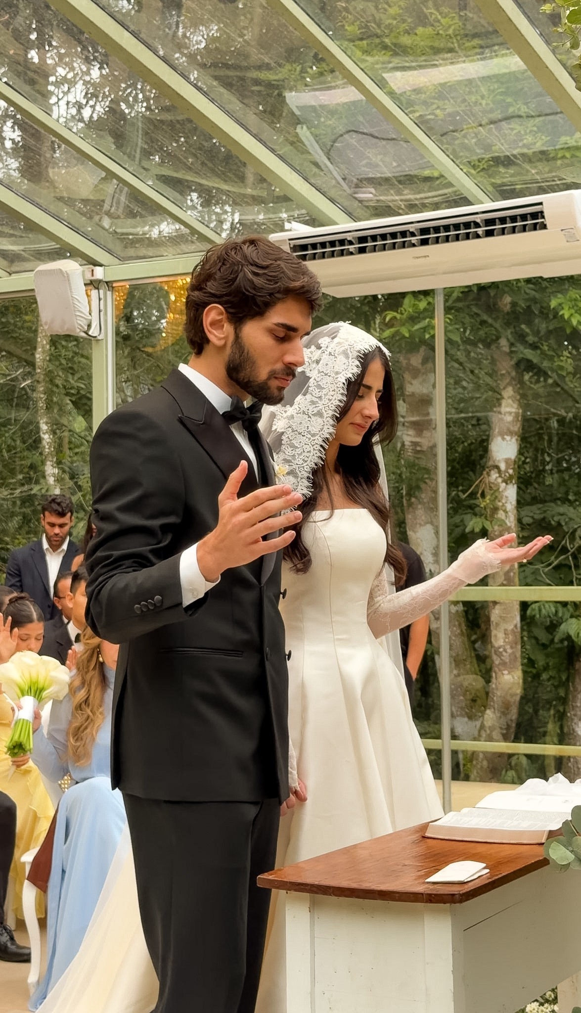Casamento da Ilana e do Breno no Château do Lago