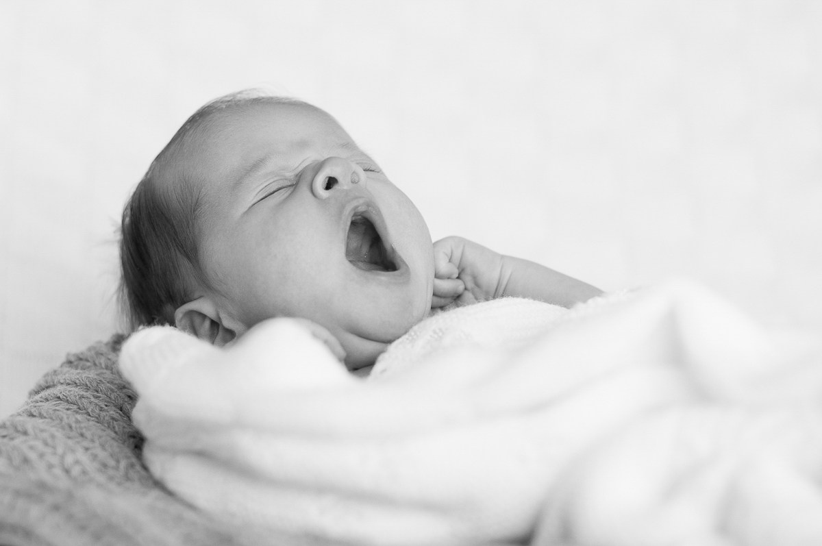 Primeros días. Fotografia de familias en Alicante Mónica Santonja