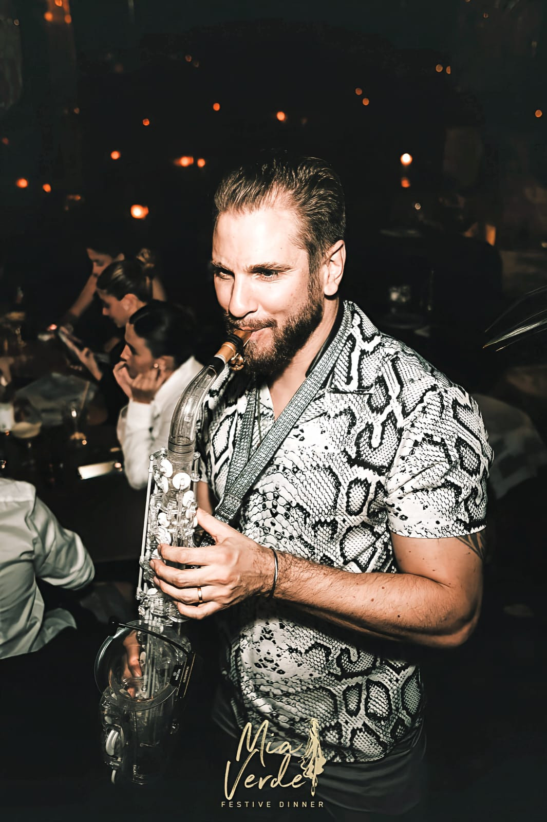 Эрик Галлуа саксофон. Вернов Продюксьон & АККА Мьюзик в ассоциации CASIDAF & BRUCEF