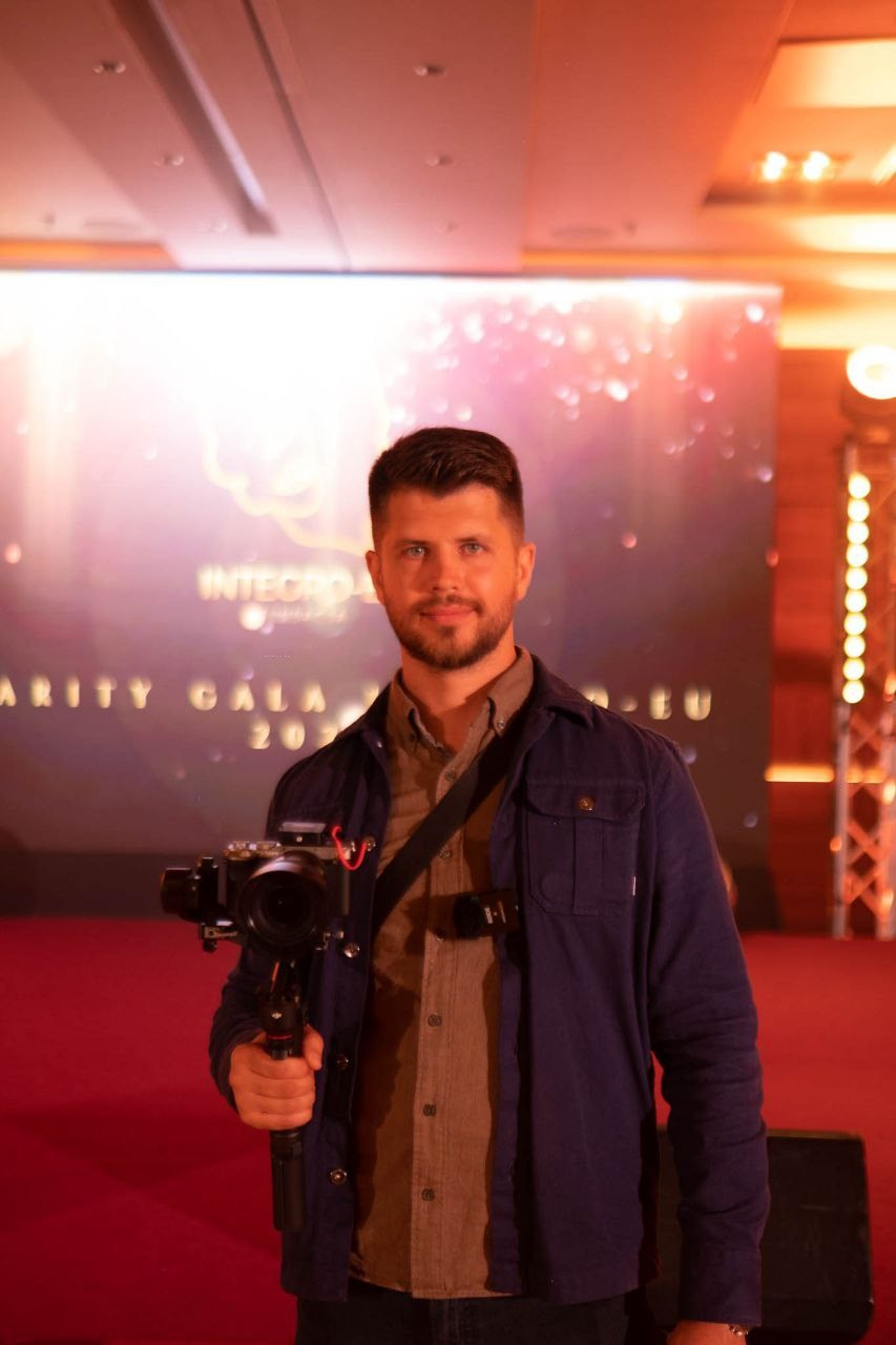 Cinematic Photography in Spain | Photographer & Videographer