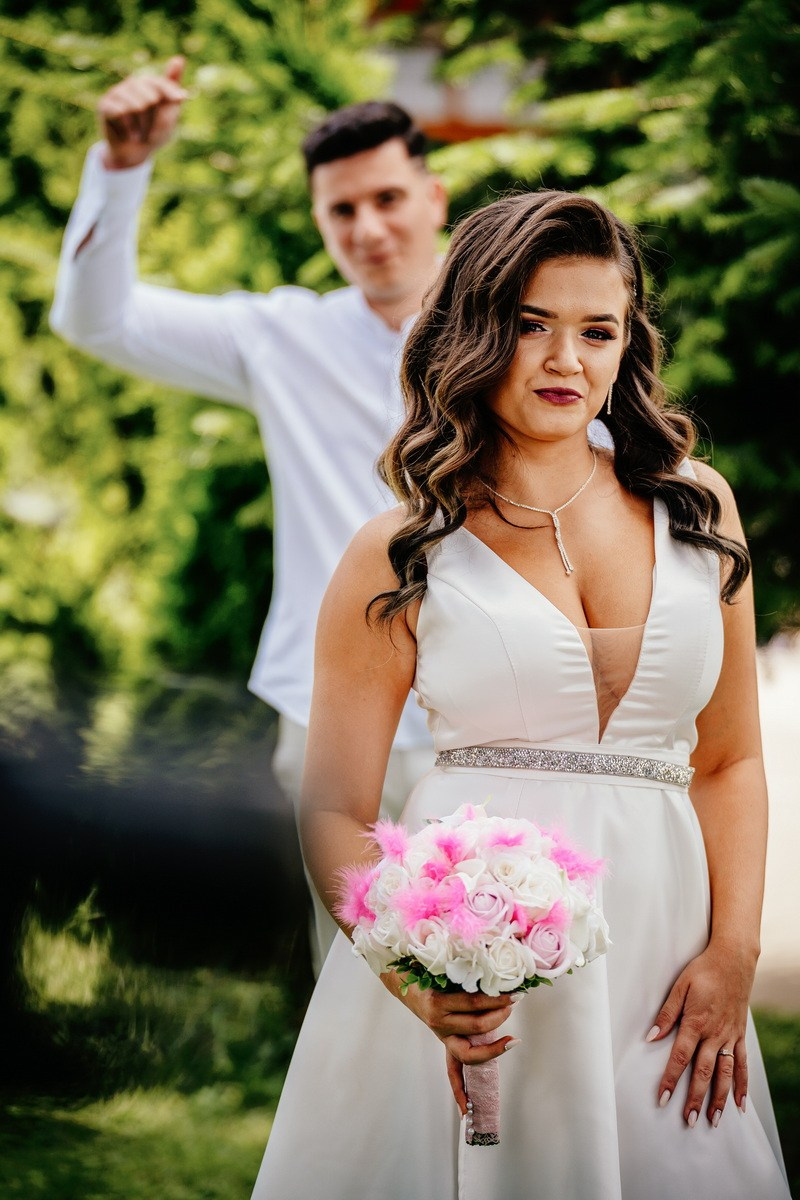 Cununie civila. Amy Foto