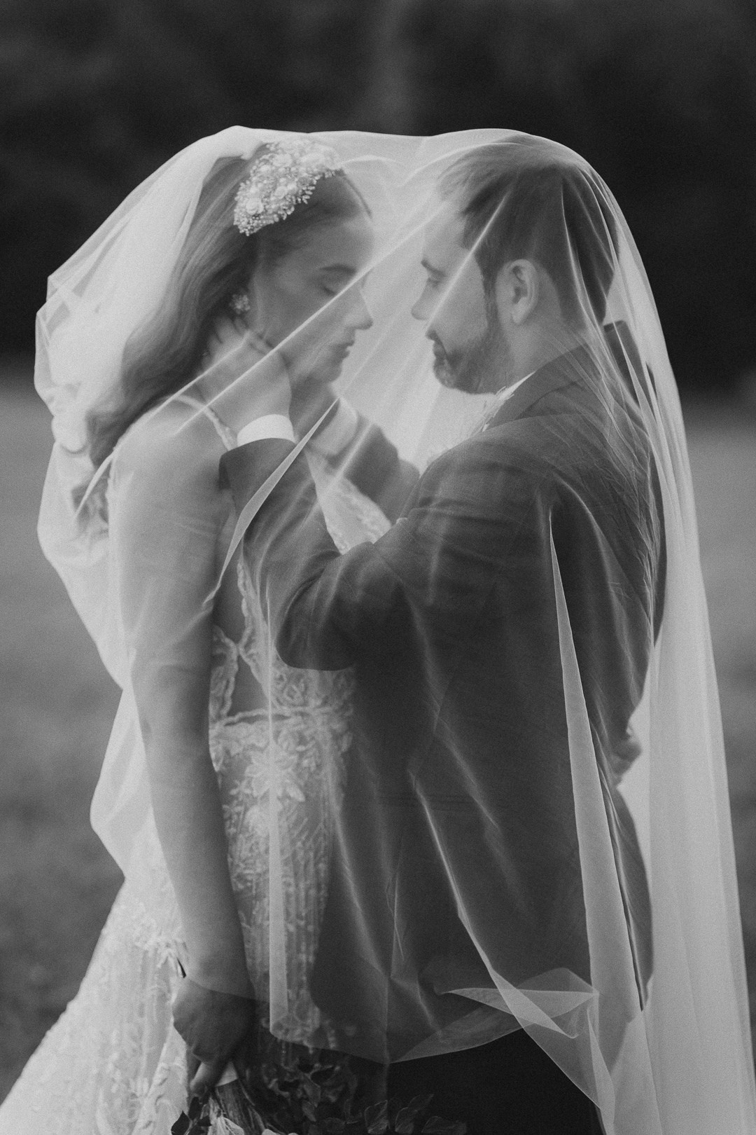 Vivian e Paulo. Edu e Josi Fotografia de Casamento em Belo Horizonte | Fotos Naturais