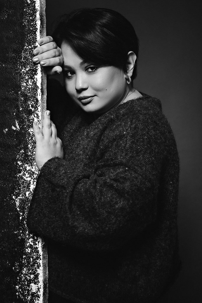 Photoshoot for stand-up artist Regina. Kseny Kolesnik Photography