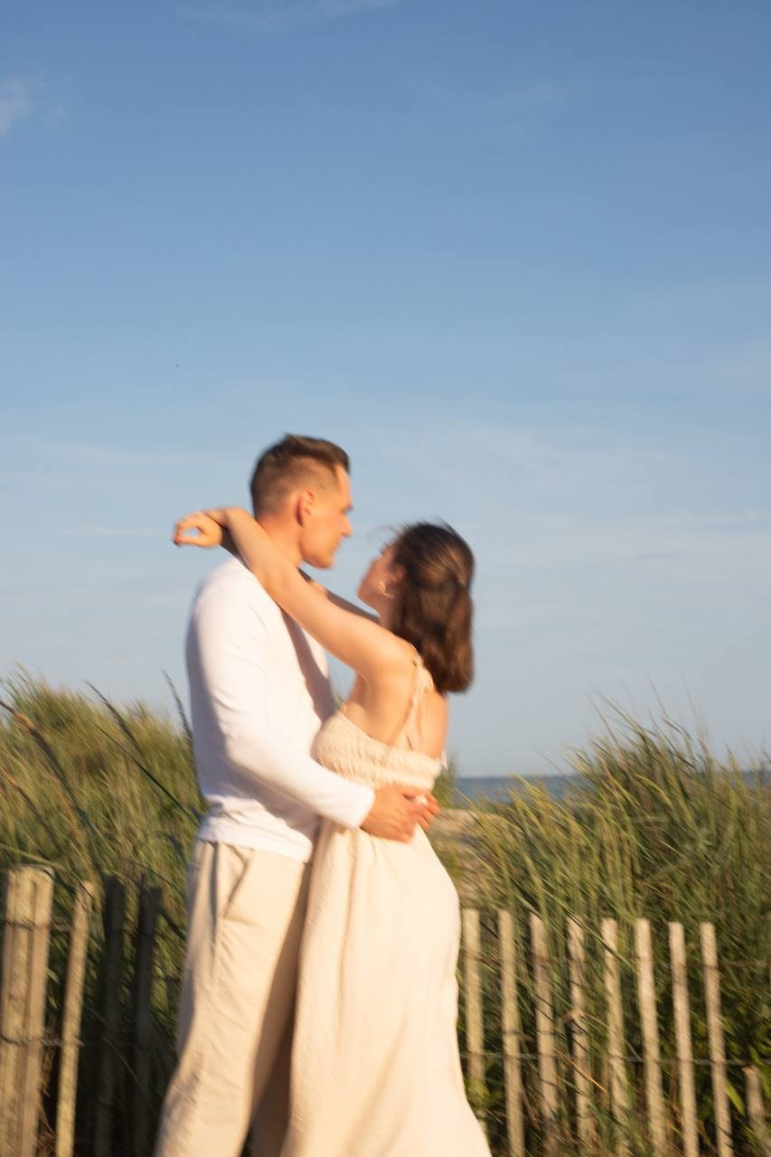 Beach pre wedding. Wedding Photographer & Videographer