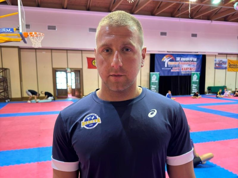 СПОРТНИ КЛУБОВЕ. СПОРТНА ФОТОГРАФИЯ | ПОРТРЕТНА | РЕПОРТАЖНА