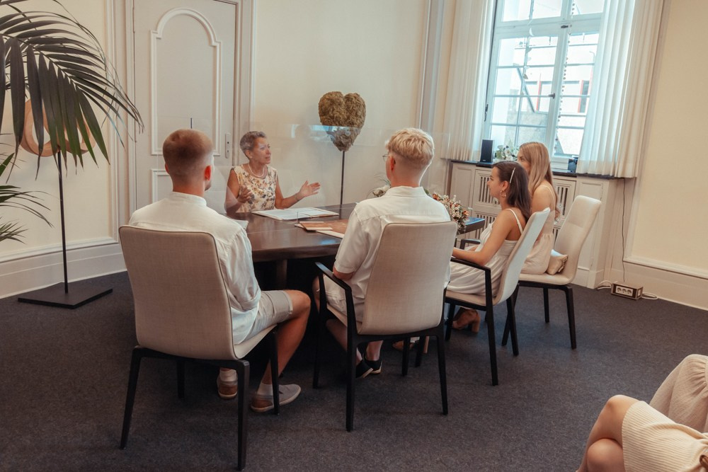 Kevin & Laura Standesamt. Fotografie Vitalij Krispin