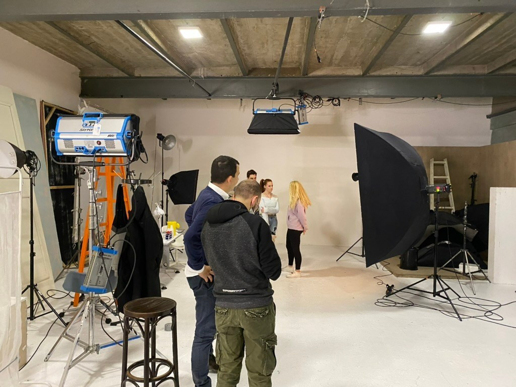 Studio Photogenic. Commercial and studio photographer in Belgrade