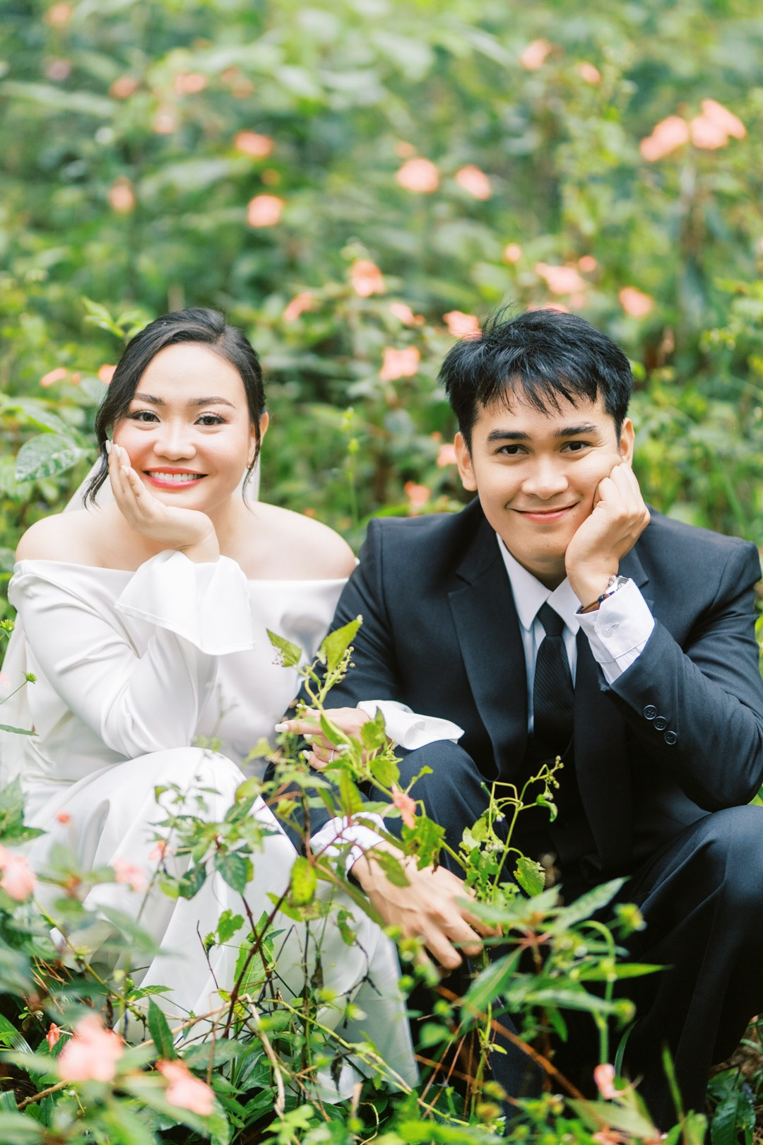 Denver and Honey Engagement Session. Momentaphoto