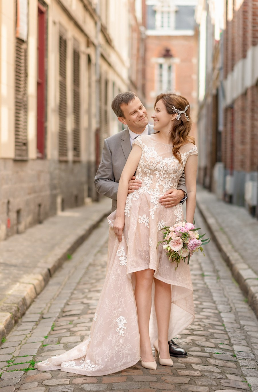 Photographie de mariage au Château de la Napoule avec vue sur la mer