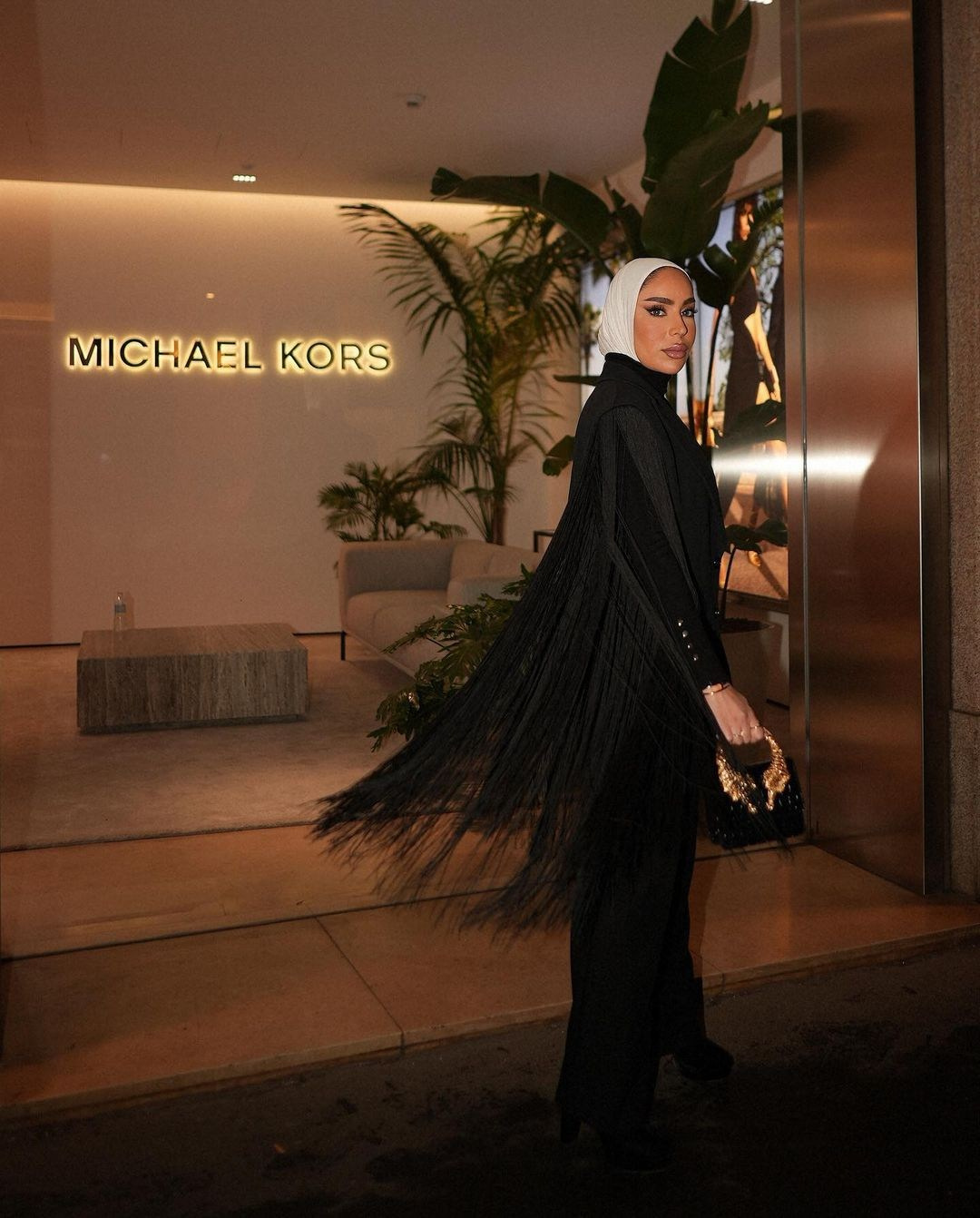 Just Fatema. Julia Di |Fashion streetstyle photographer|videomaker in Milan & Paris