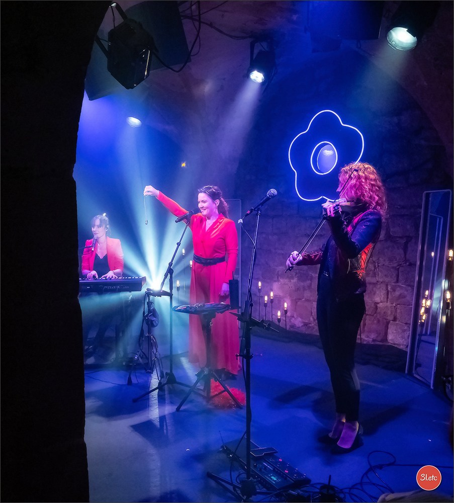 Christel Kern in Paris. Photographe à Strasbourg | Portraits, Studio, Enfants, Événements