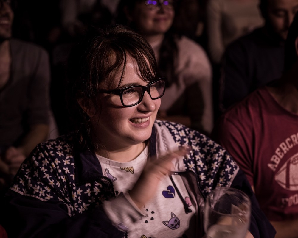 Comedy club event Photography. Éclat Photos. Exclusive portrait photography service