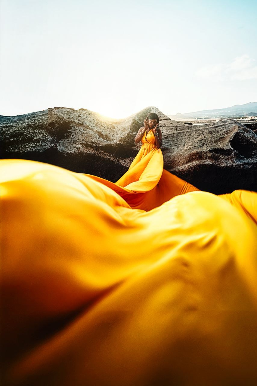 Sesión con vestido volador en Tenerife. Fotógrafa de familias, bodas, comuniones, newborn, premamá en Tenerife | Sesiones con vestidos voladores | Tania Bonnet