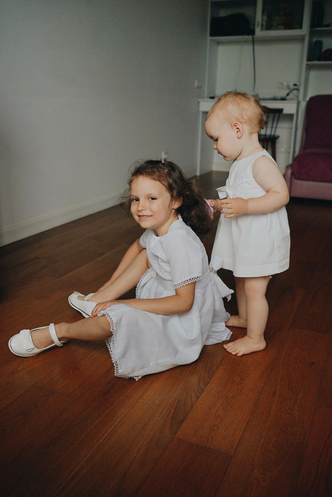 Okhota’s family. Professional Photographer Abu Dhabi, Dubai — Yulia Ismoilova | 2025