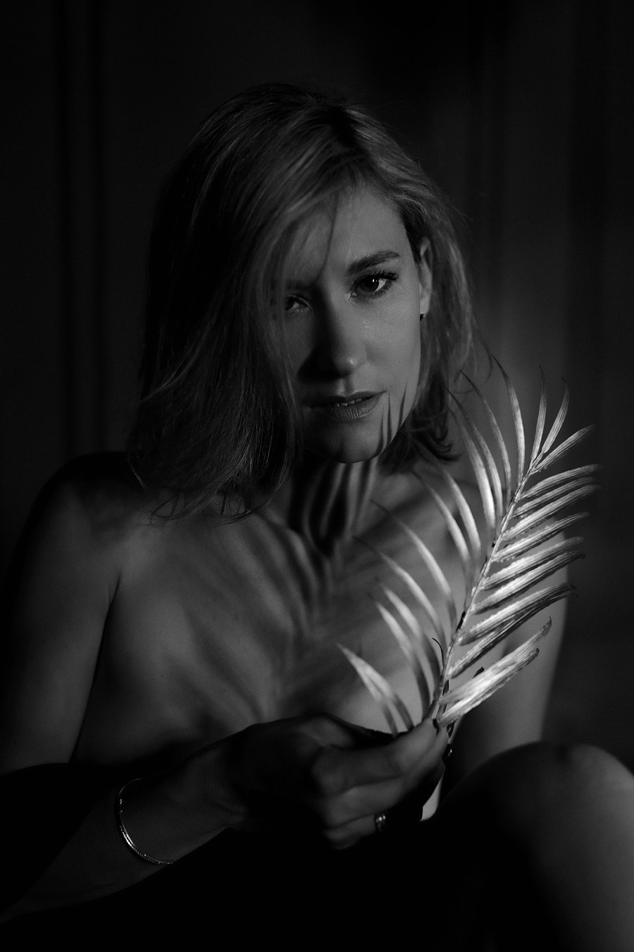 Natasza. Sensualna w studio. Fotograf w Krakowie i Europie