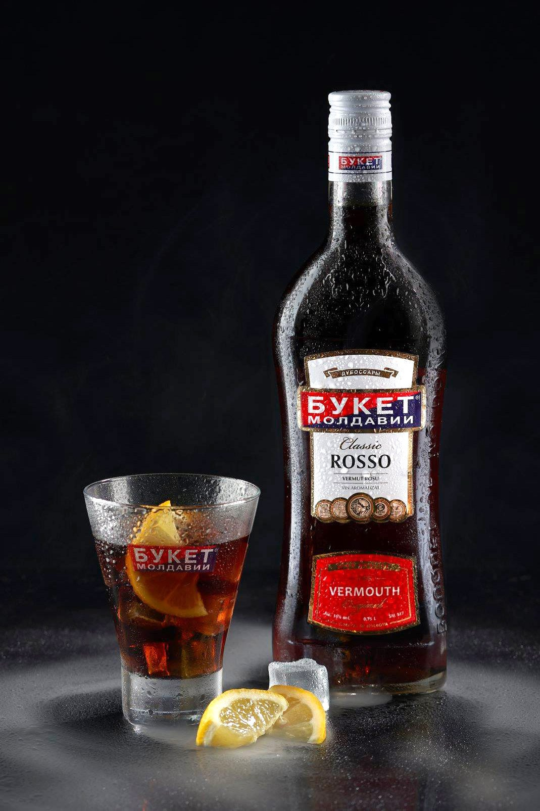 Lucrările cursanților Nivelului II. Școala de fotografie lui Roman Ribaliov. Orașul Chișinău, Moldova