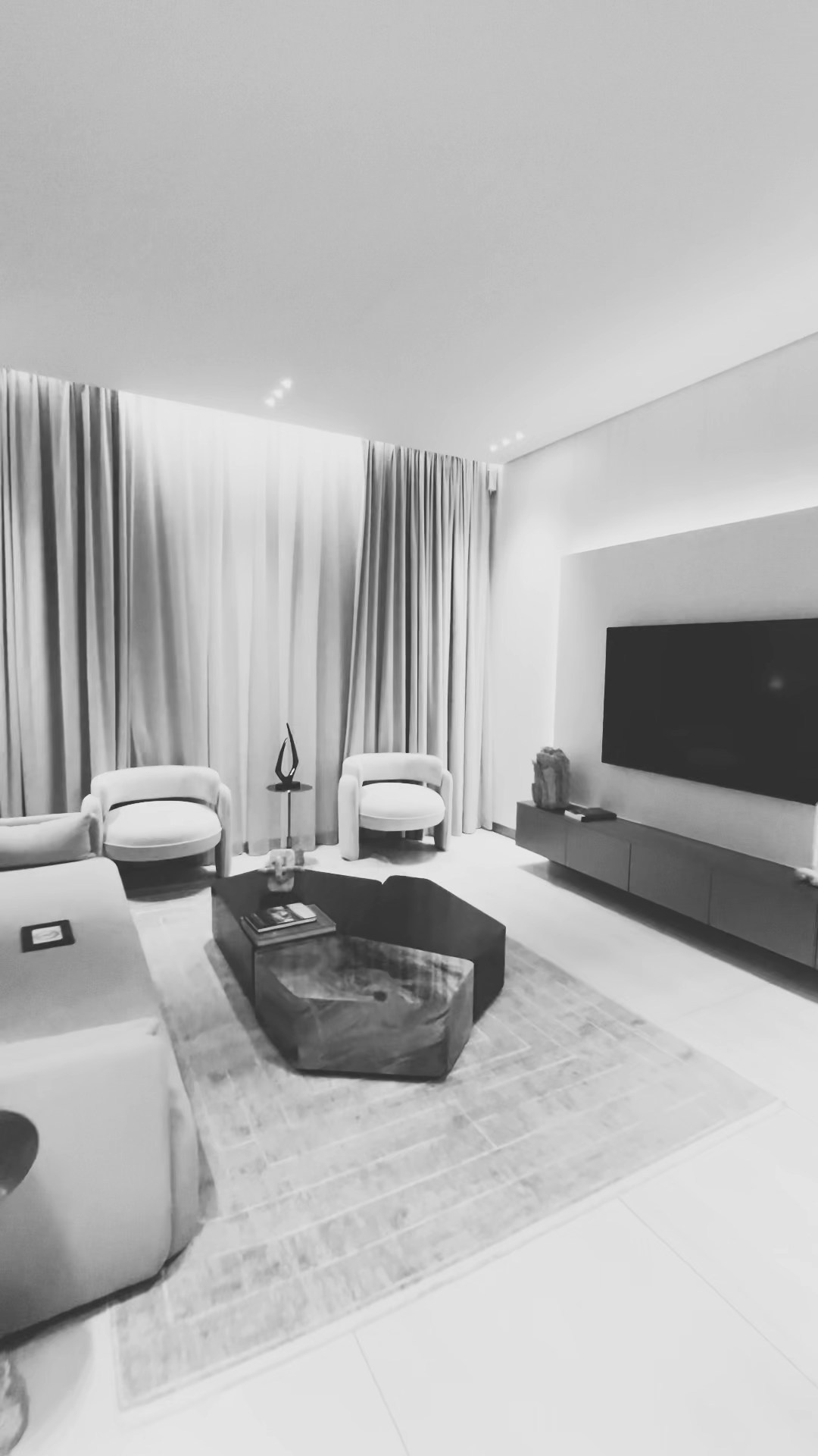 Videos. Samy Mar Boy │Portrait, Automotive and Real Estate Photographer