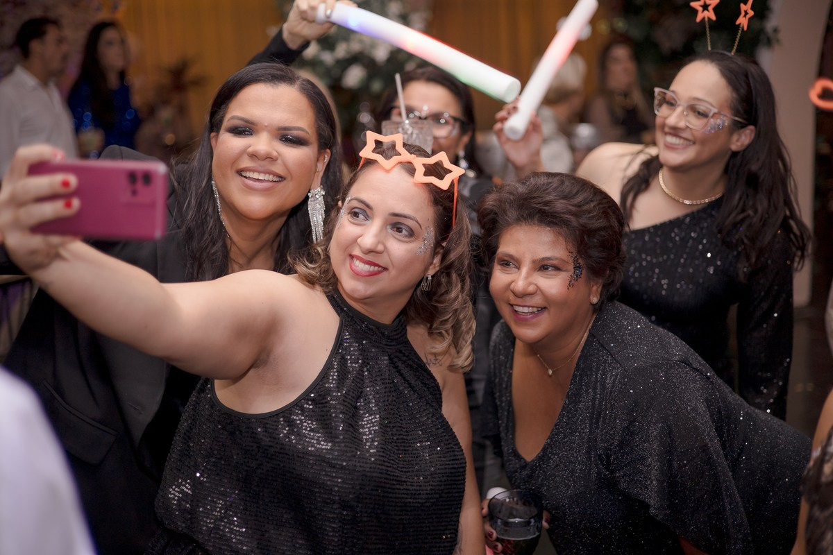 Soraya Cravo - 60 anos. Fotógrafa de Eventos em São Paulo e Sorocaba Kika Damasceno