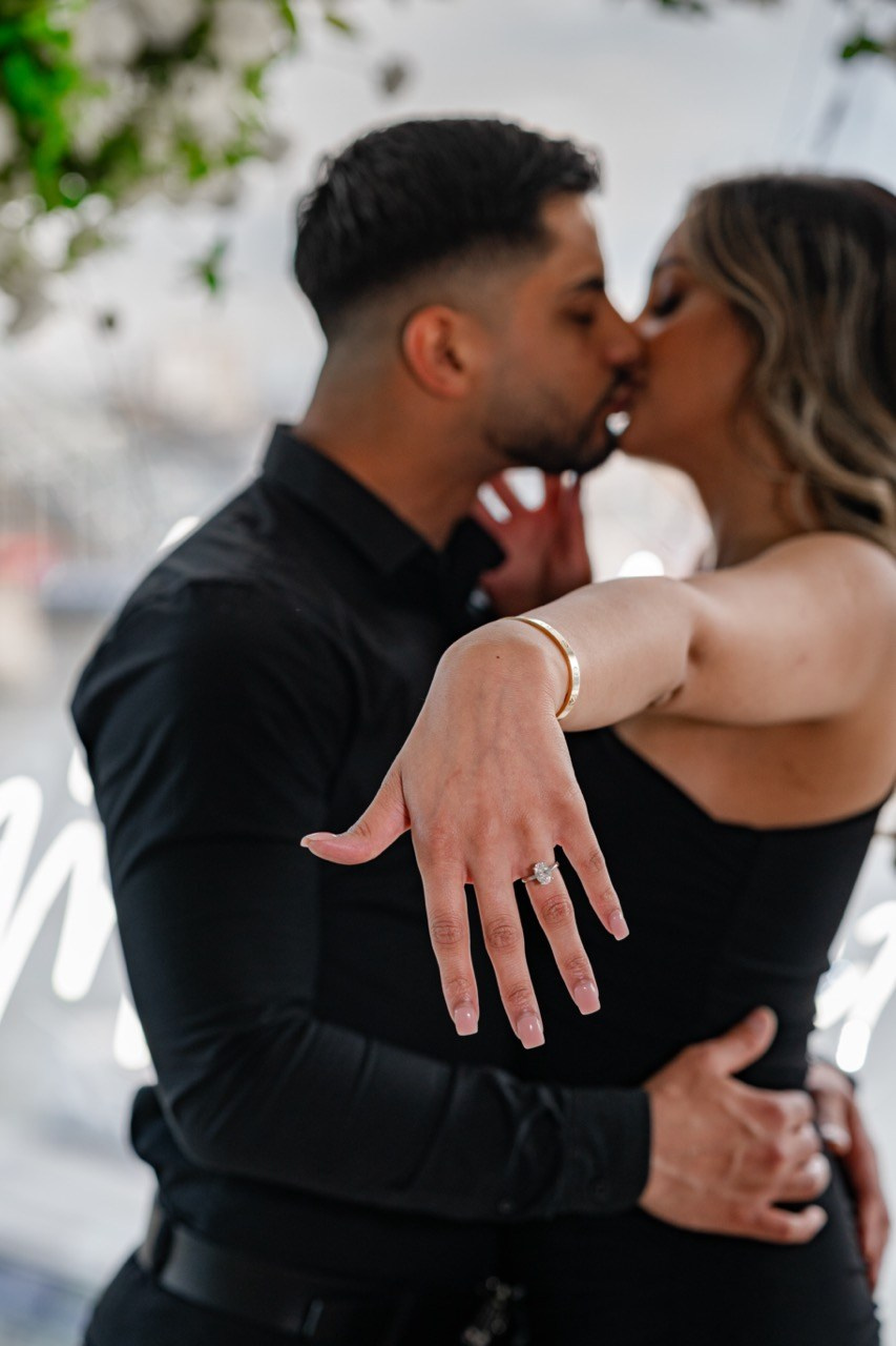 Proposal Cheval Three Quays. Tonya Kyrylenko photographer in London