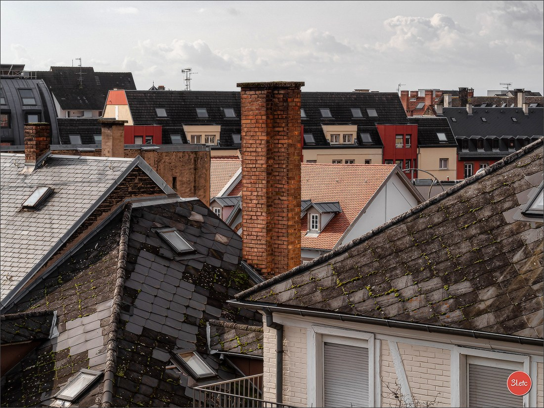 Strasbourg. Urbanisme. Entrelacement de fils, trains, bâtiments, voitu. Photographe à Strasbourg | Portraits, Studio, Enfants, Événements