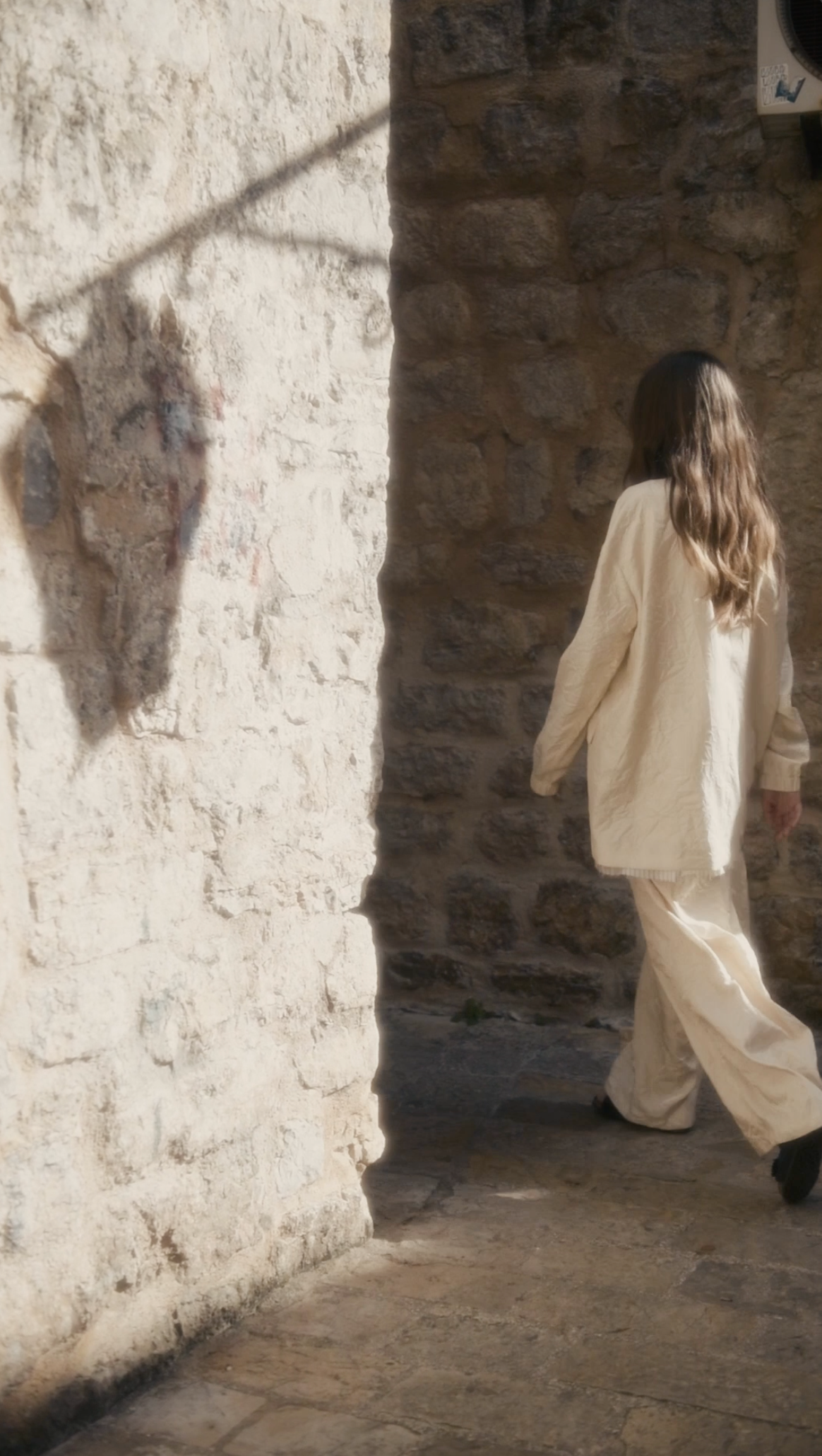 Promotional campaign for clothing brand. Minimalist brand photographer & videographer | Raw sincerity. Pure Form