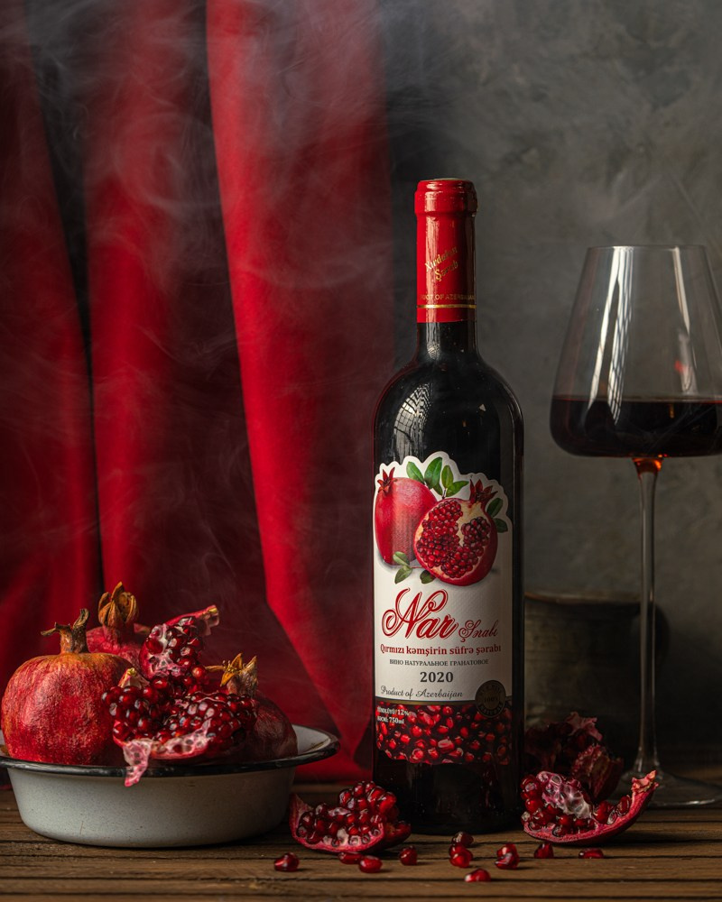 Discover the professional photo portfolio of Azerbaijan-based food and product photographer Suleymanli Suleyman. Explore high-quality food photography and product shoots created for advertising, menus, e-commerce, and brand promotion.