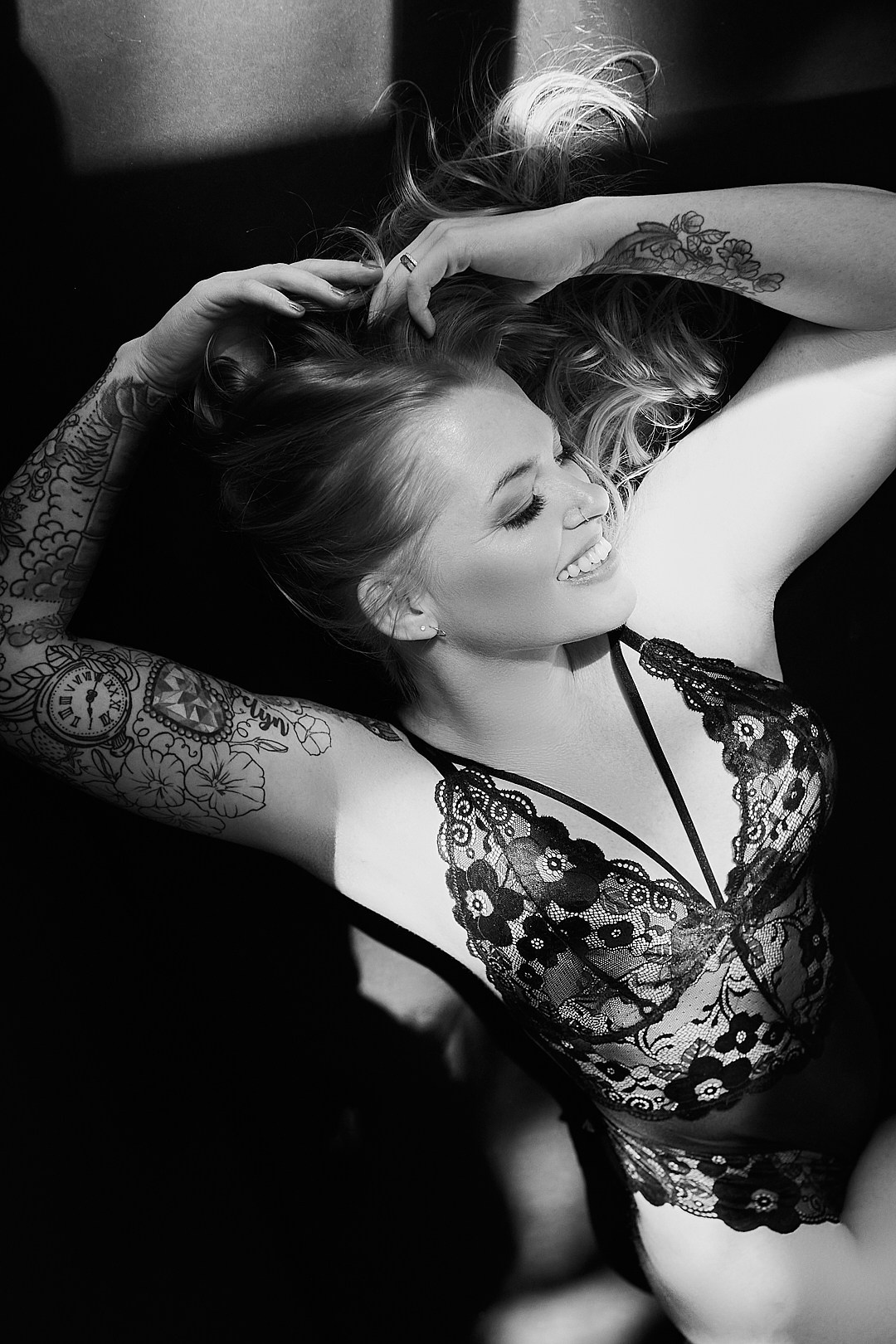 New Tecumseth Boudoir Photographer. Portrait and Personal Brand Photographer in Simcoe County, Ontario, Bobbi-jo Stuart