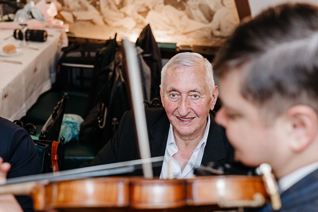 Nuntă de aur. FotoACTIV.ro - Imaginea ta contează