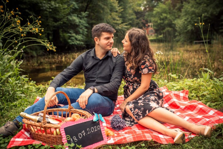 Save the date Adelina & Cristi. Alex Pricope — Fotograf de familie & evenimente in Onești & Bacău
