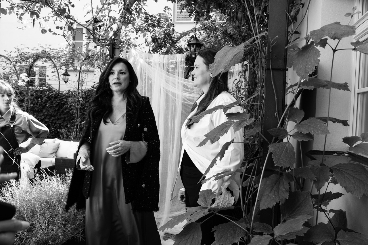 Backstage fotografie. Dana Lišková — Empatická fotografka | Introspektivní umělkyně | Neurodivergentní koučka| Zakladatelka Artepy.cz