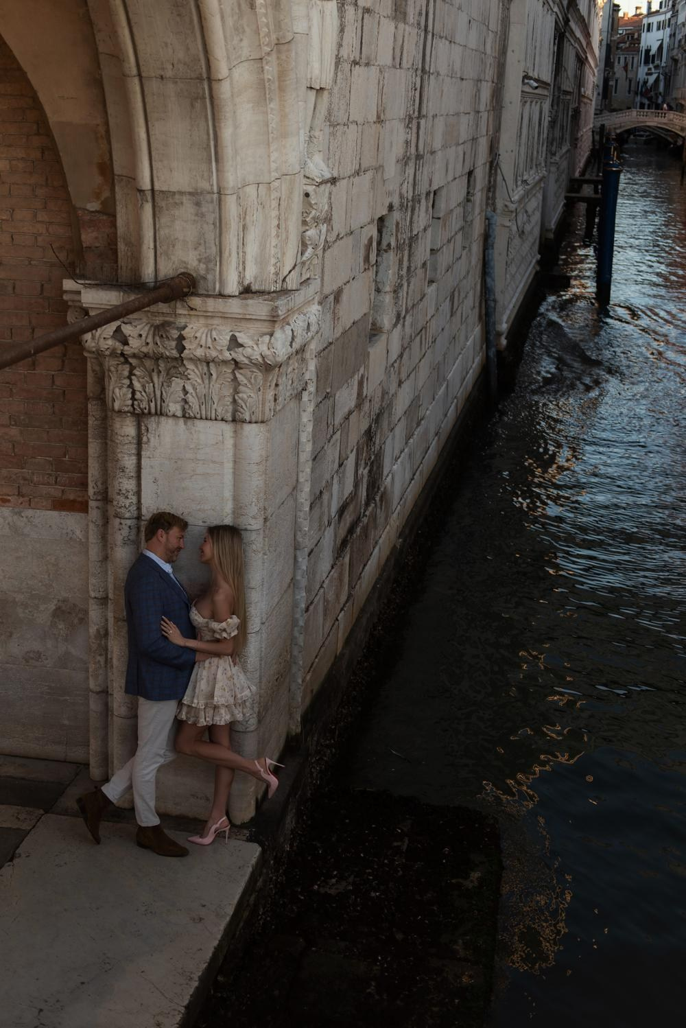 Wedding Photoshoot in Venice'sept 23. Lake Como Wedding Photographer | Elegant & Timeless Photography in Italy