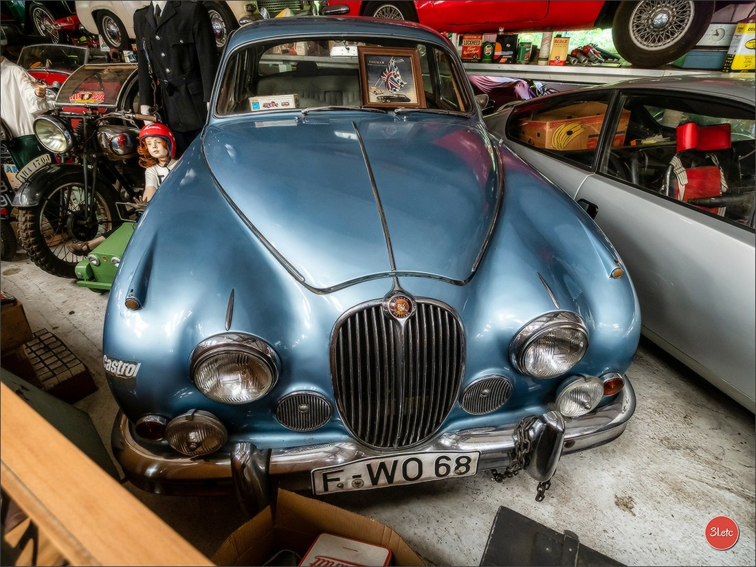 Удивительное место - частный музей старинного хлама - Fahrzeugmuseum. Photographe à Strasbourg | Portraits, Studio, Enfants, Événements