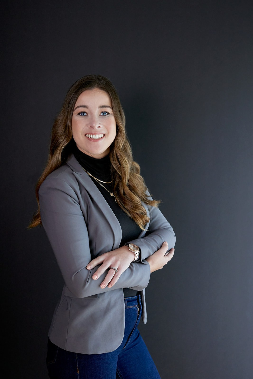 New Tecumseth Headshot Photographer. Portrait and Personal Brand Photographer in Simcoe County, Ontario, Bobbi-jo Stuart