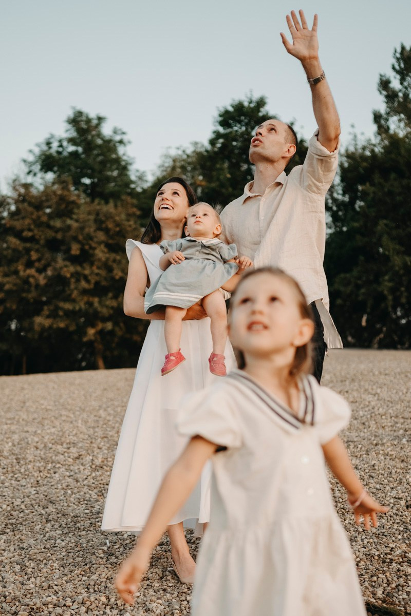 Panici / porodicno fotografisanje napolju. Deciji i porodicni fotograf u Beogradu Oksana Skendzic