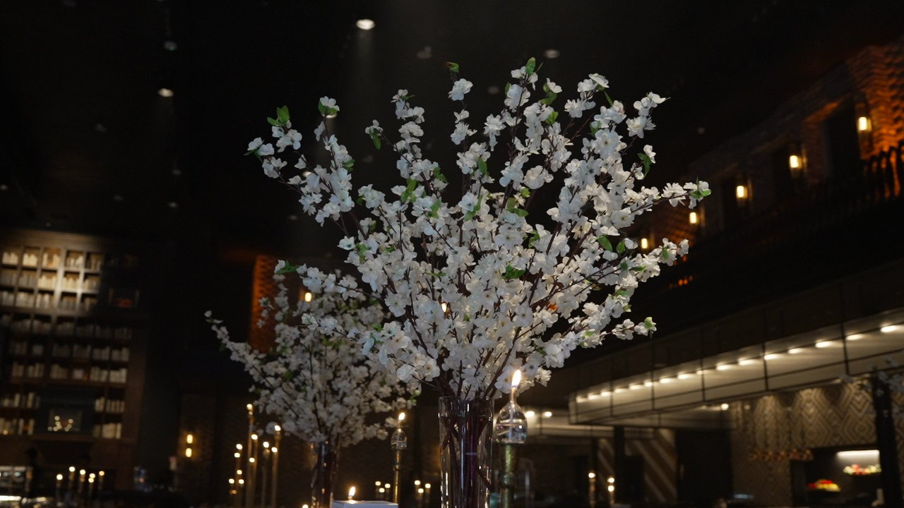 VIA / BASICO. Wedding and events photographers Studio Shalom