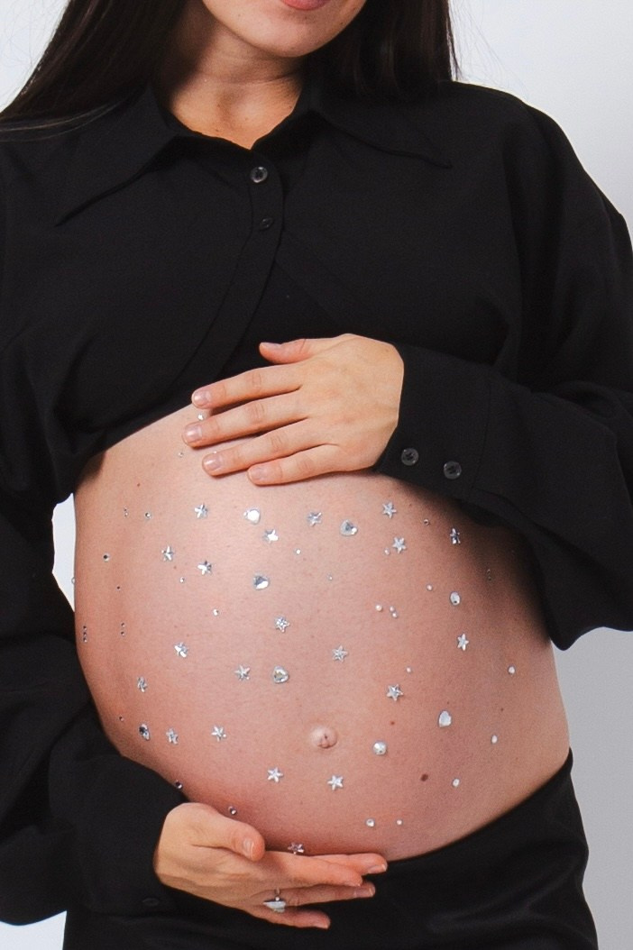 Couples & expecting parents. Self-portrait photo studio in Paphos | SELFME