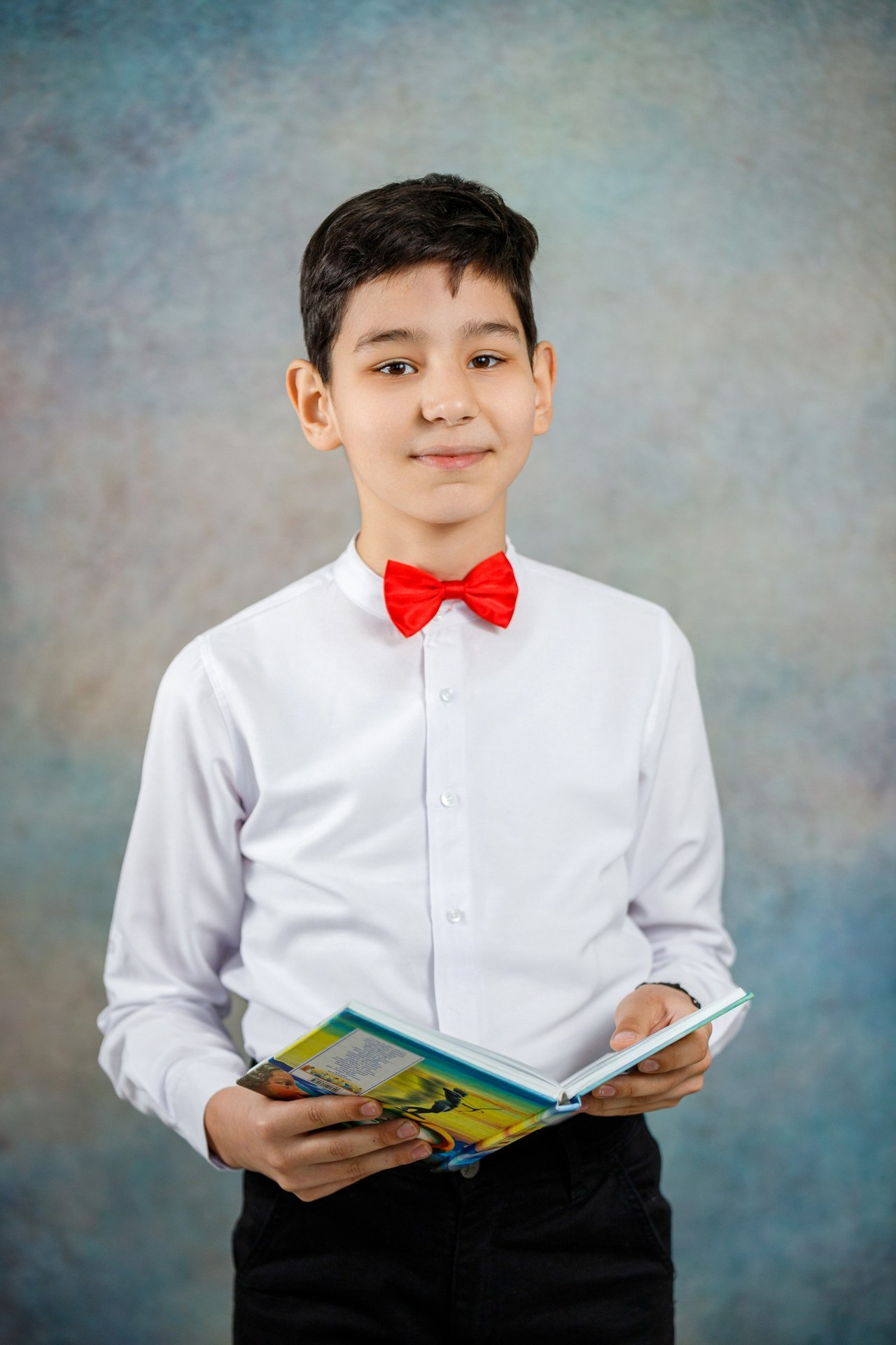 Recenzii. Albume de absolvire: gradinita, gimnaziu, liceu. Venete in Moldova