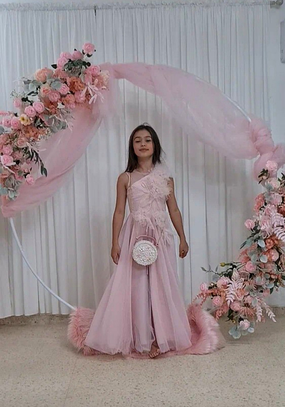 שמלה “Rosalia ". מרי ליב, מעצבת שמלות בתפירה אישית