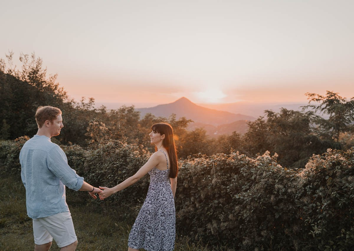 Laura e Daniele storia d’amore sui colli Euganei Italia. Lorenzo Mazzega Wedding | Milan Wedding Photographer | Fashion & Editorial Style