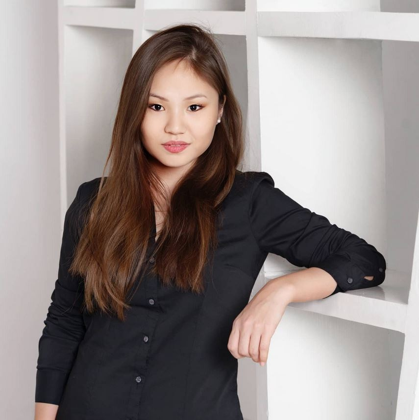 Portrait photo sessions in Slovenia. Wedding and Family Photographer in Slovenia