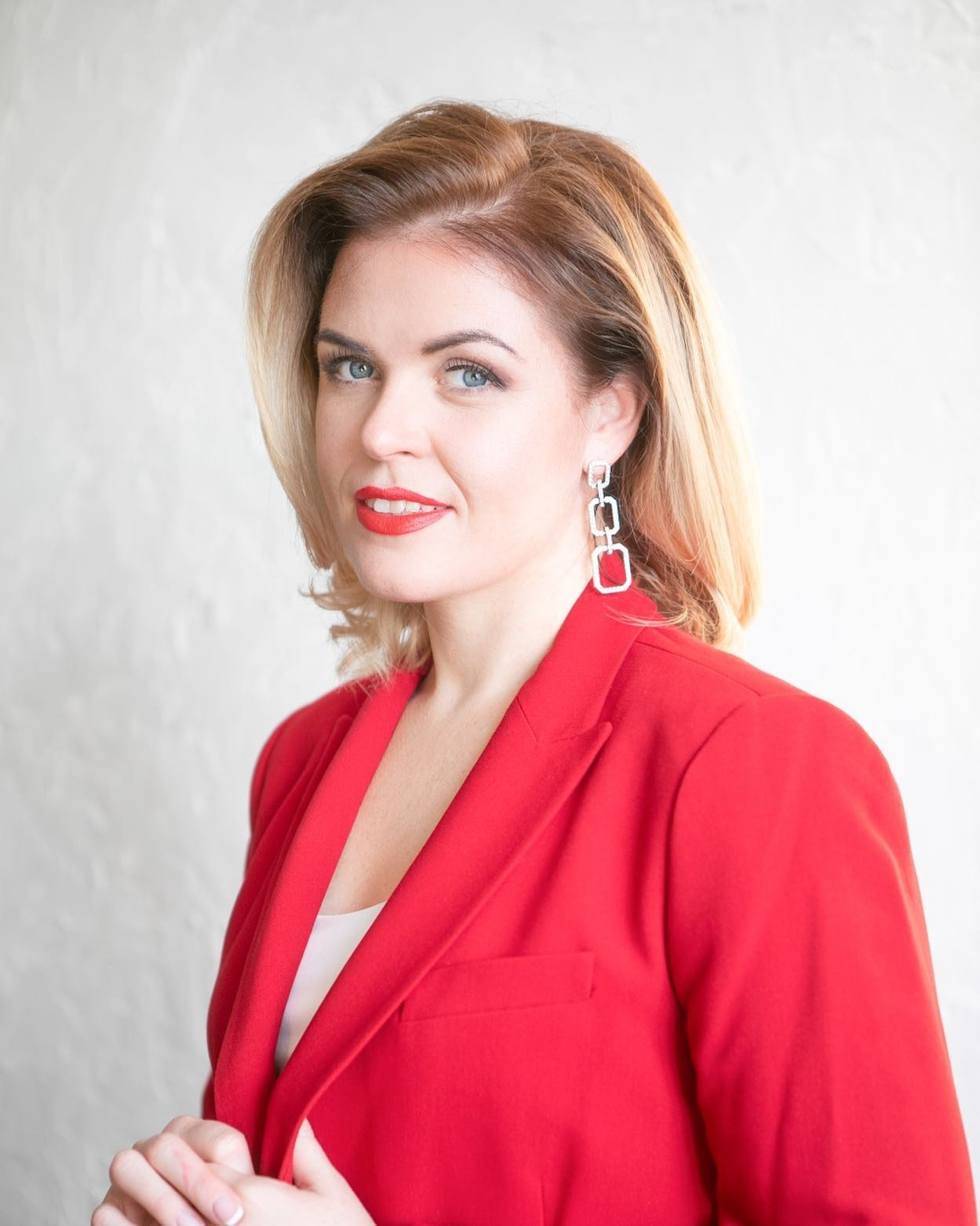 Business Portrait. Sandra Garanca Portrait and event photographer