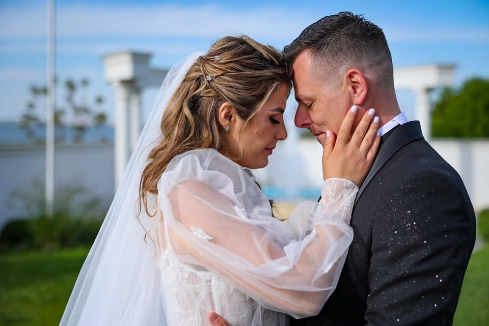 Catalina & Roger. Fotograf Nuntă Constanța - Moments by Gub